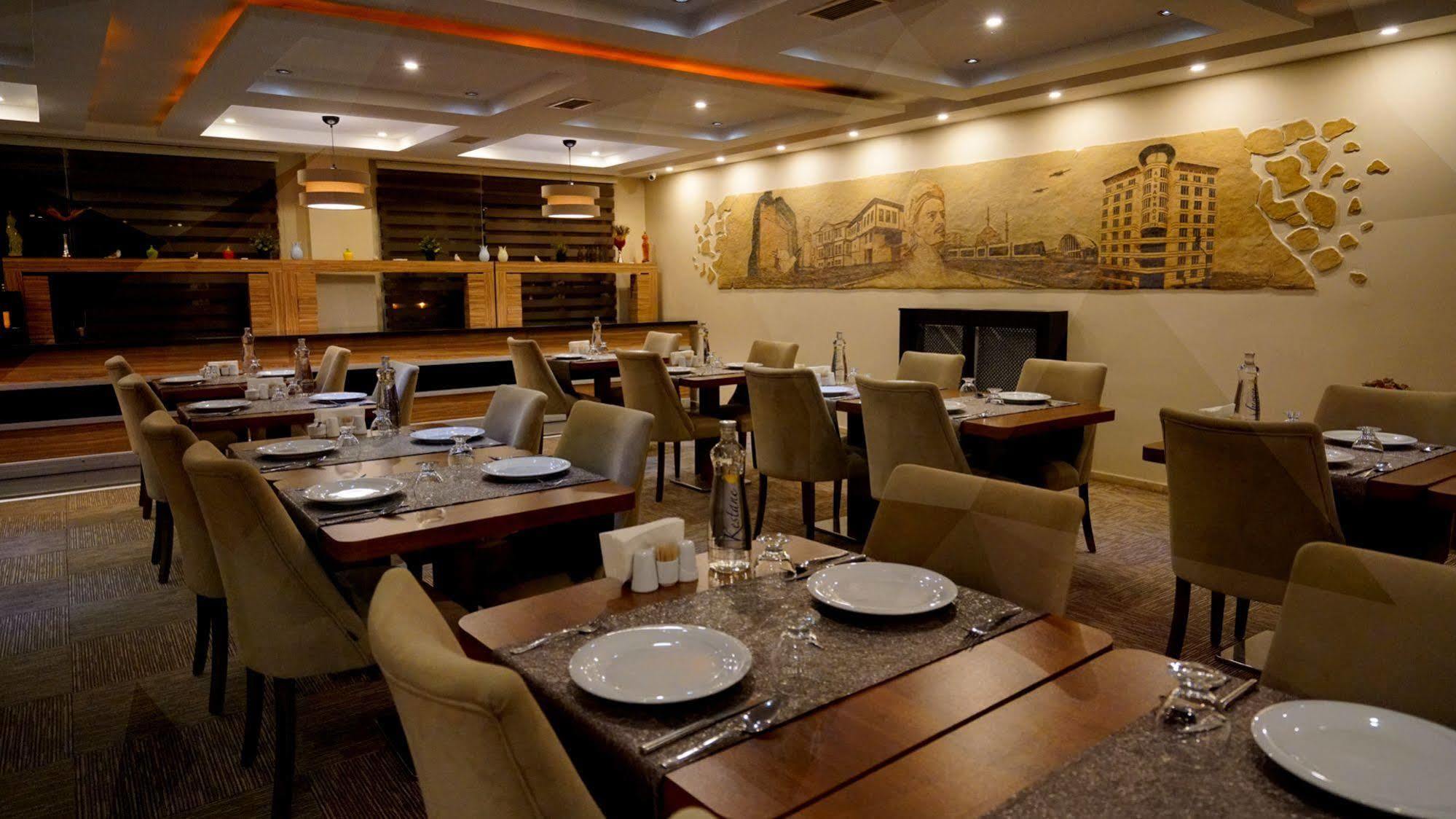 Es Albatros Hotel 에스키셰히르 외부 사진